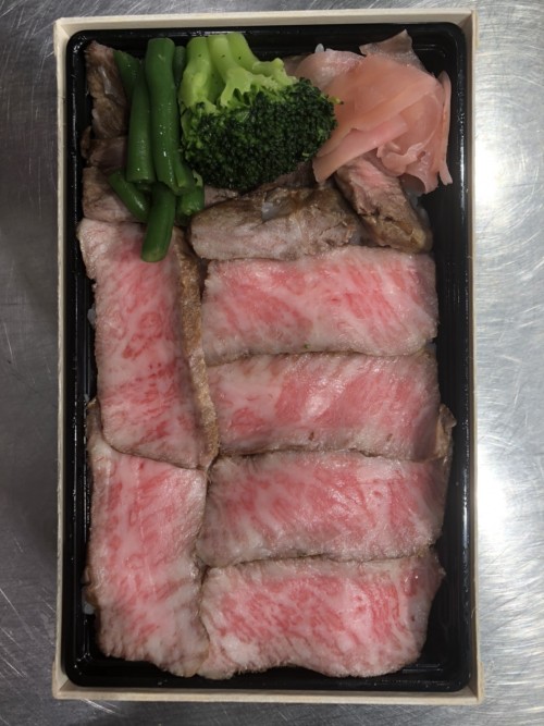 Almuerzo del rosbif de carne de vaca graso